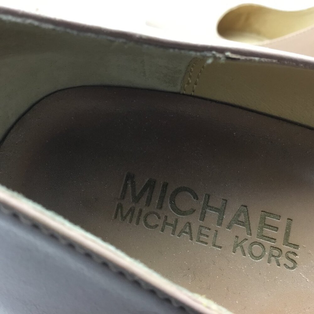 Michael Kors Beige 2.5 Inch Heels Size 8M - Picture 4 of 7